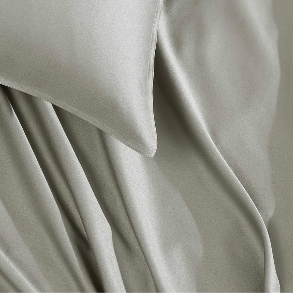 Calvin Klein Organic Earth Solid Cotton Duvet Cover Set Olive Green - King - Picture 4 of 7